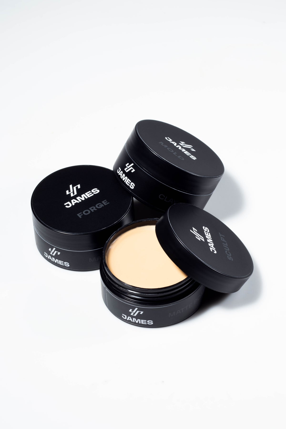 Sculpt matte pomade in gebruik
